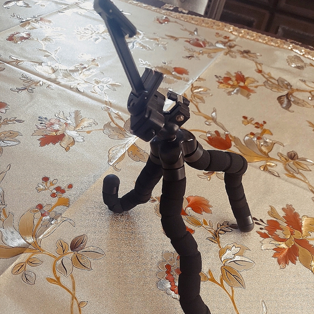 Xsories selfie stick (all phone types)
